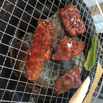 炭火焼肉ホルモン 横綱三四郎 - 