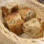 パリのワイン食堂 - 