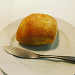 Katsuya charcoal grill steakhouse - パン