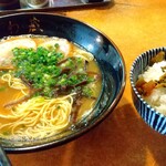 Wakura - 高菜ご飯着丼