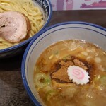 中華そば わた井 - つけそば（中盛り）