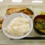 市場食堂 - 日替わり定食「赤魚の粕漬け」