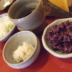 手打ちそば はやし - 辛味大根そばのお大根と黒米