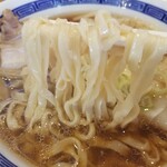 恵比寿 - ワンタン麺　麺リフト！