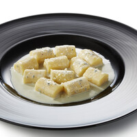 北海こがねのニョッキ　ゴルゴンゾーラソース