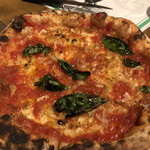 ア フェネステッラ - マリナーラ