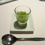 コポンノープ - バジルとグレープフルーツのグラニテ