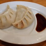 モンゴルレストラン郷 - モンゴルボーズ(羊肉の餃子)