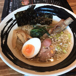 ラム骨らぁ～麺専門店 らむね家 - 