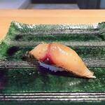 甲陽園 すし佳 - 藁焼きのサゴシ