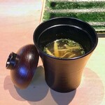 甲陽園 すし佳 - しじみとじゅんさいのお味噌汁