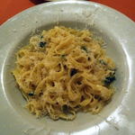 オステリア ジョイア - セージとパルニジャーノ