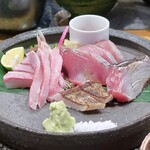 ぼちぼち - さんのじとケンケン鰹のお造り