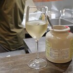 トリワイン ＰＩＫＯＳＨＨＨＵ - バル応援メニューのグラスワイン