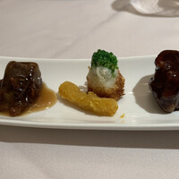 中国飯店 三田店 - お肉
                      頰肉の煮込み
                      
                      黒酢の酢豚