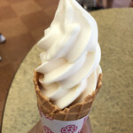 海鮮カフェ はねやすめ - 大内山ソフトクリーム　390円