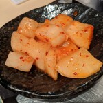 炭火焼 ゆうじ - キムチ