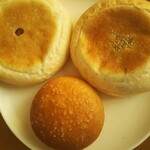 伽羅リエゾン - ごぼうおやき・高菜おやき・塩パン