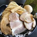 麺屋 たけ井 - 特製つけ麺（大盛り）（麺アップ）