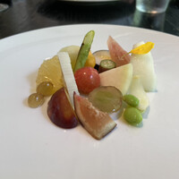 ラ・ボンヌターブル - 