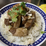 台風大飯店 - ルーローハン