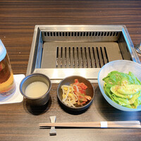 焼肉うしごろ 銀座並木通り店 - 生ビールとランチセット”特選”