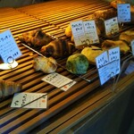 イロハパン プラス オヤツ - 