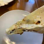 イル・ヴェント - 薄い生地にもっちりチーズ