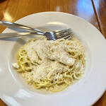 イル・ヴェント - 生パスタより『カーチョ エ ペーペ』