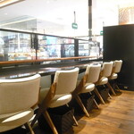 ル・ショコラ・アラン・デュカス - カウンター席