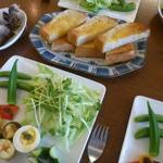 こみちのパン屋さん かて  - 朝食にバタートーストで・・