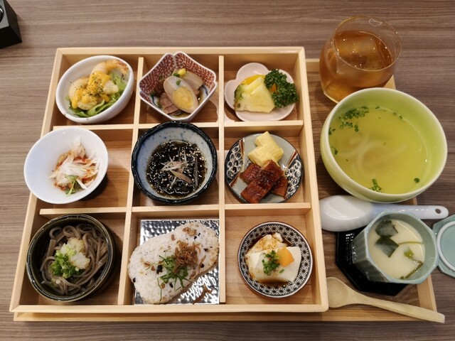 食事処 なんなり 太田 高松 和食 その他 食べログ 食事処 なんなり 太田 高松 和食 その他 食べログ