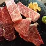 肉と鍋 さとり - 