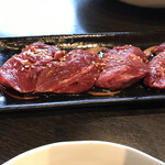 Honkaku Yakiniku Jukouen Amatsubo - 