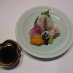 亀の井別荘 - お造り＆魚醤油(いしり)