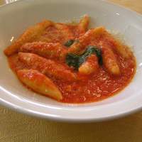 イタリア料理 リストランテ フィッシュボーン - ジャガイモのニョッキ 