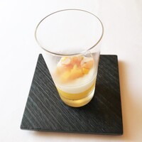 ラ・トゥーエル - 人参ムース、ヨーグルト、パパイヤ、小海老