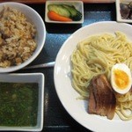 とり雅 - つけ麺とチャーハンの日替わり　４５０円