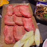 夕日鍋と焼肉のお店 うえだ - 