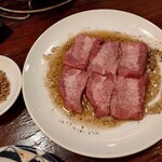 炭火焼肉 ホルモン やま元 - 