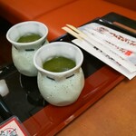 Bandou Tarou - 提供されるお茶とおしぼり等(R2.8.11撮影)