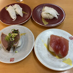 活魚回転すし バリュー - 2020年8月13日  えんがわx2・かつお・まぐろ
