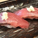 鮨智 - 鰹にぎり二貫