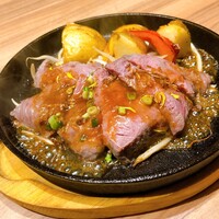 肉と日本酒いぶり 有楽町店 - イチボのステーキ