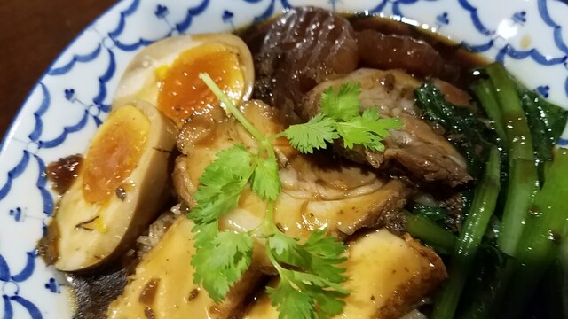 チャイヤプーム 明治神宮前 タイ料理 食べログ チャイヤプーム 明治神宮前 タイ料理 食べログ