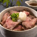 Irori Chaya Hanareya Suisui - ローストビーフ丼