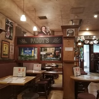 IRISH PUB O'Neill's_2