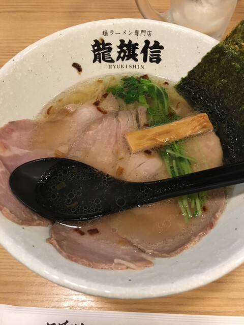 龍旗信leo 新大阪 ラーメン 食べログ 龍旗信leo 新大阪 ラーメン 食べログ