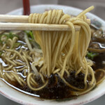 ラーメン 親爺 - ラーメン 750円 (ﾘﾌﾄ)