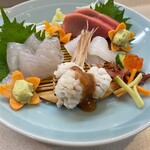 ステーキハウス スエ - お刺身盛り合わせ